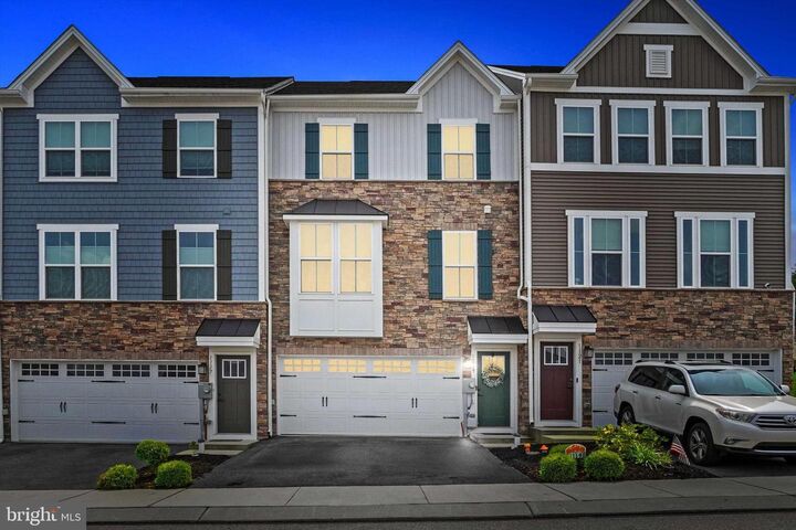 1119 Rosecroft Lane 71  York PA 17403 photo