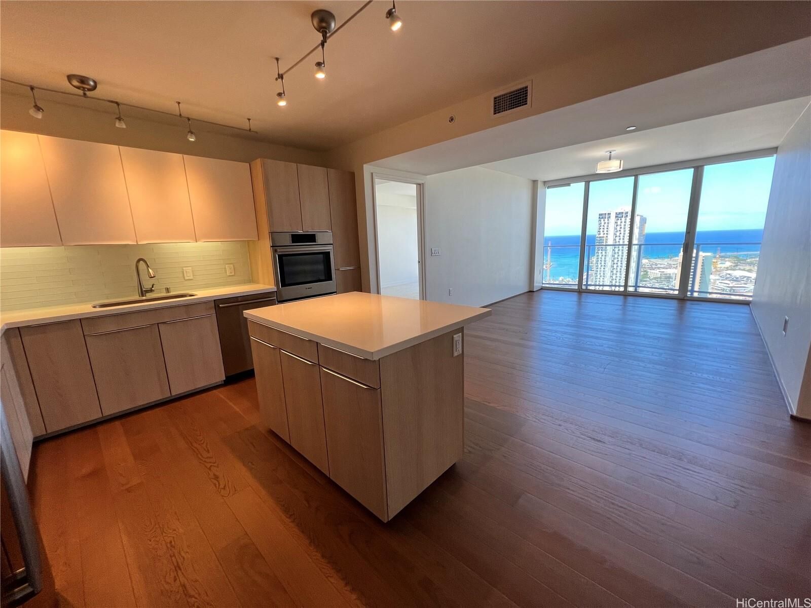 Property Photo: 888 Kapiolani Boulevard 3808 HI 96813