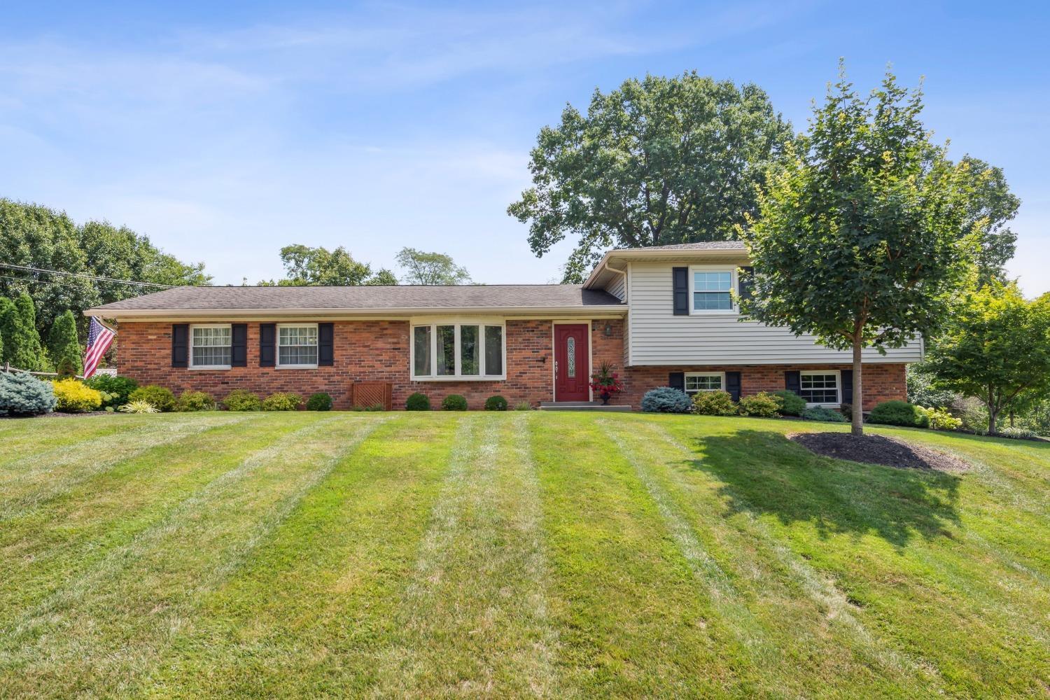 Property Photo: 8534 Cottonwood Dr OH 45069