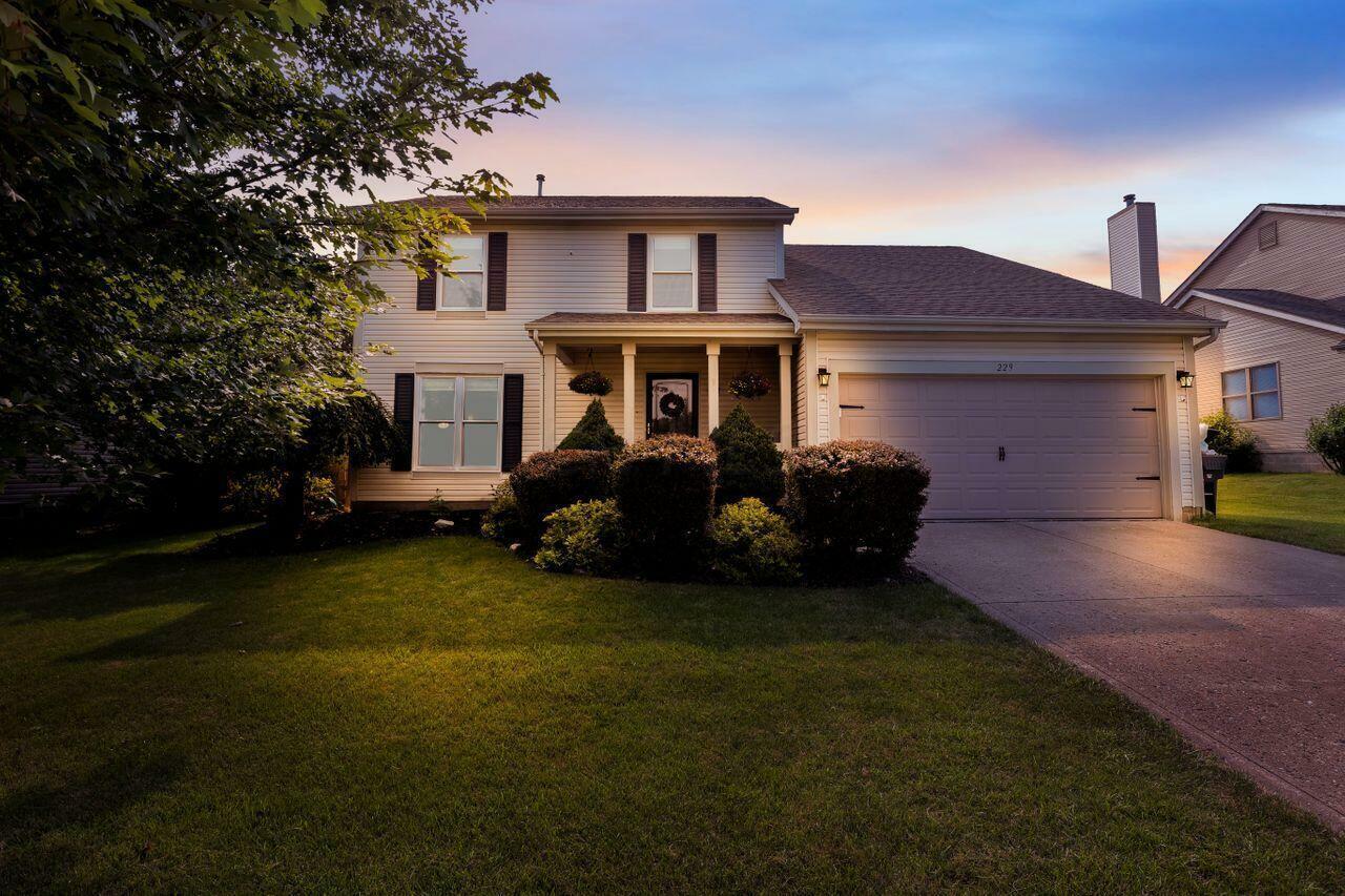 Property Photo: 229 Oxford S Drive OH 43062