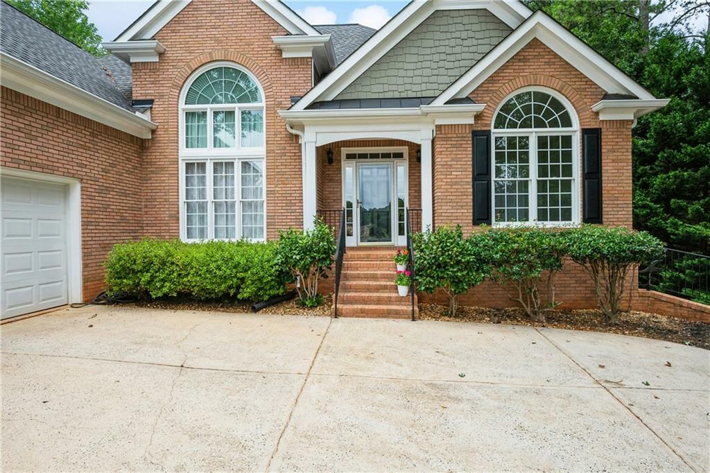 Property Photo: 3750 Tree Shade Way GA 30041