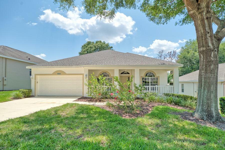 Property Photo:  3401 Capland Avenue  FL 34711 