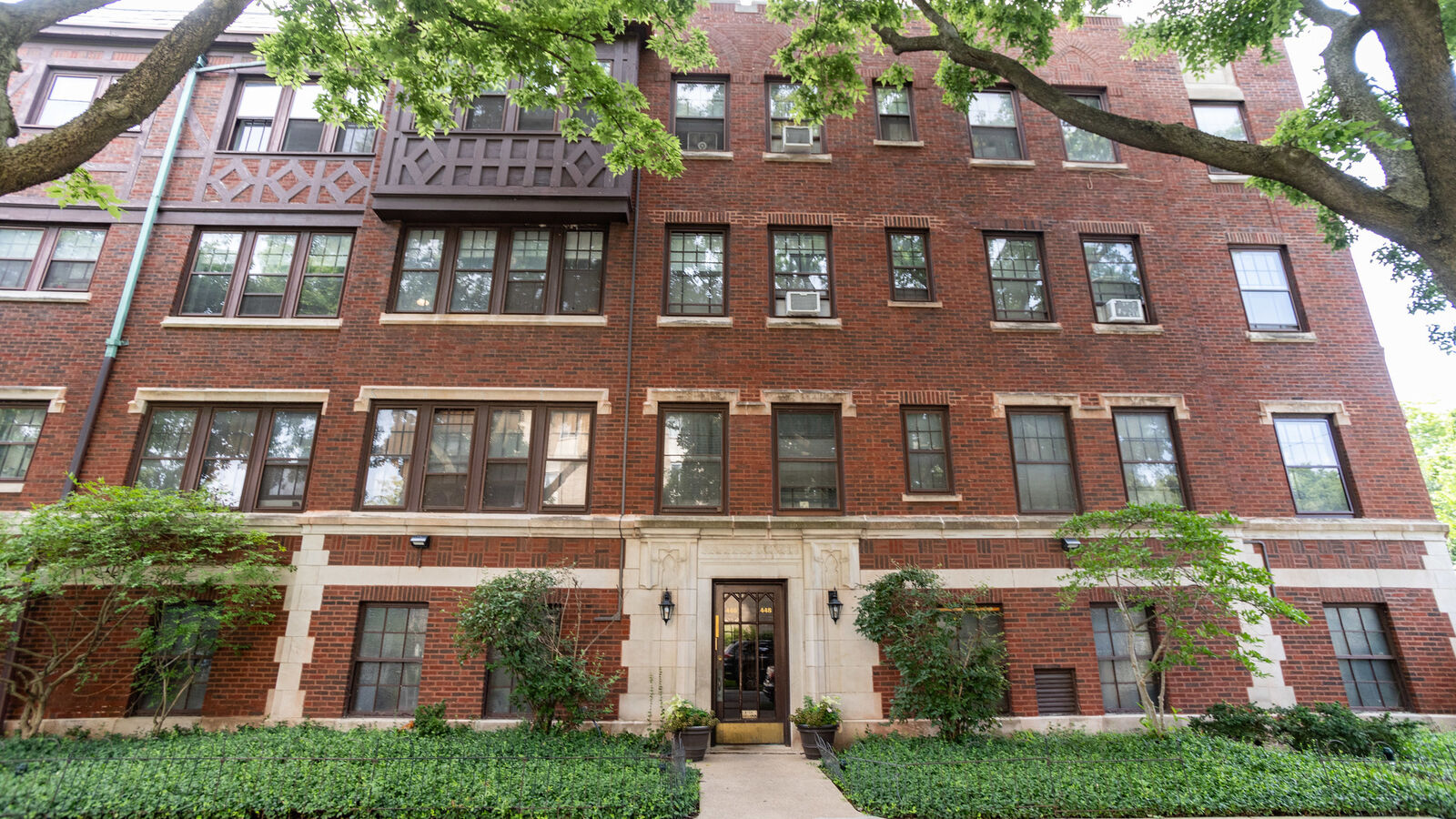 Property Photo:  446 Elmwood Avenue 2  IL 60202 