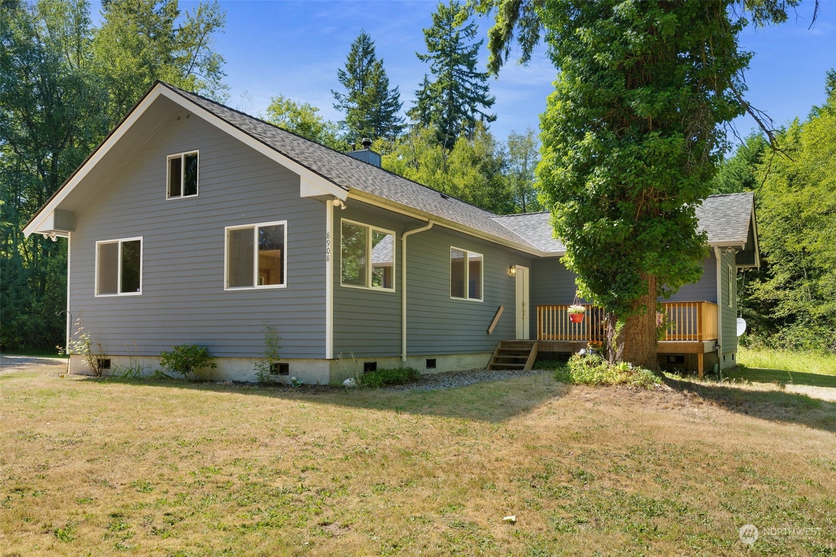 Property Photo:  8908 108th Street NE  WA 98223 