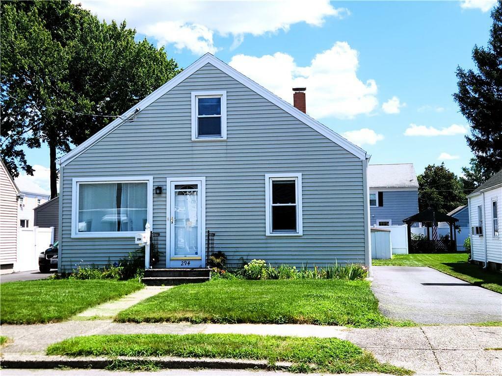 Property Photo:  294 Bloomfield St  RI 02861 