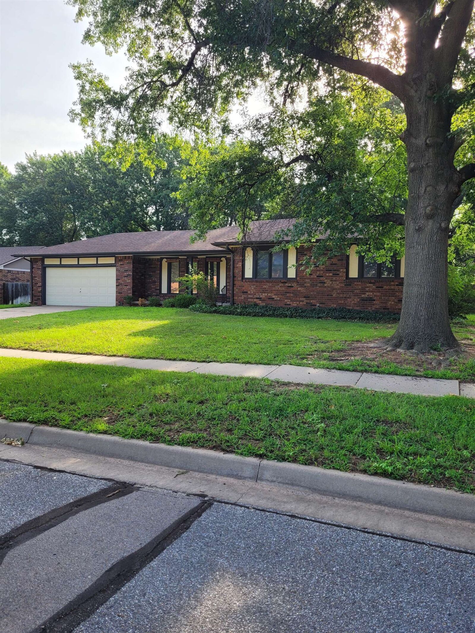 Property Photo: 1682 N Cheryl Pl KS 67212