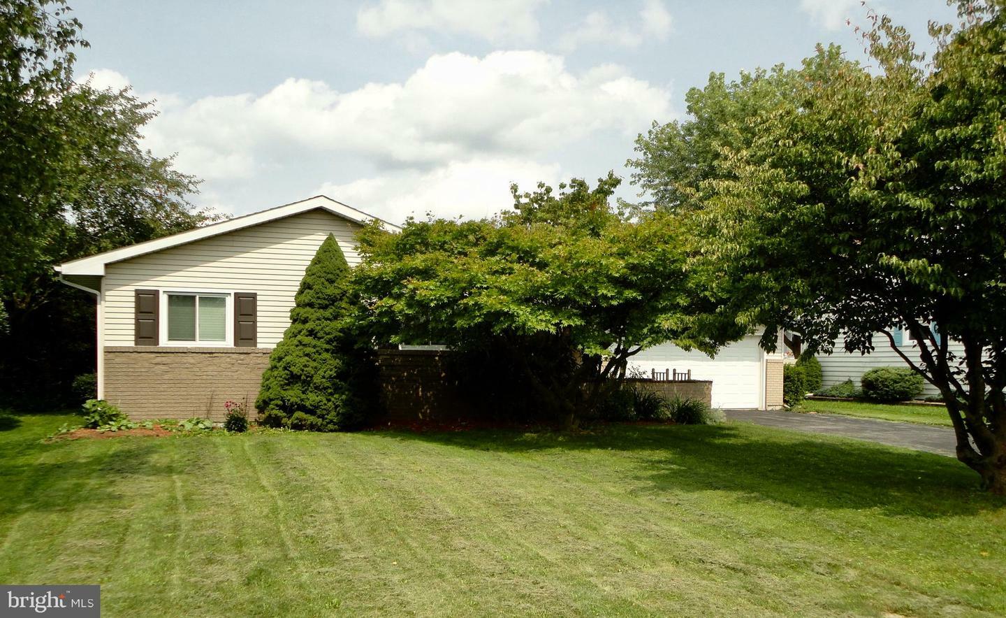 Property Photo:  707 Pauline Street  PA 16866 