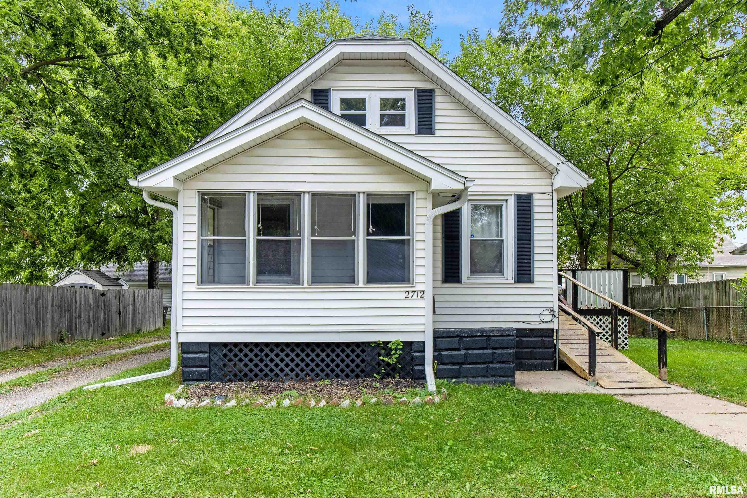 Property Photo:  2712 N Ellis Street  IL 61604 