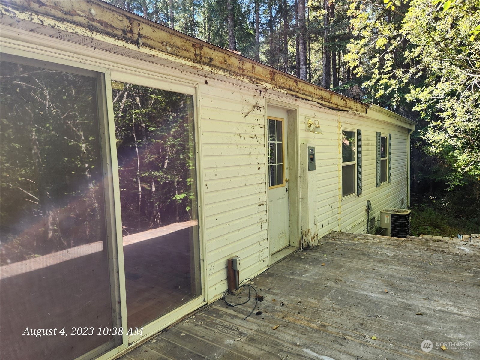 Property Photo:  201 E Kilmarnock Road  WA 98584 