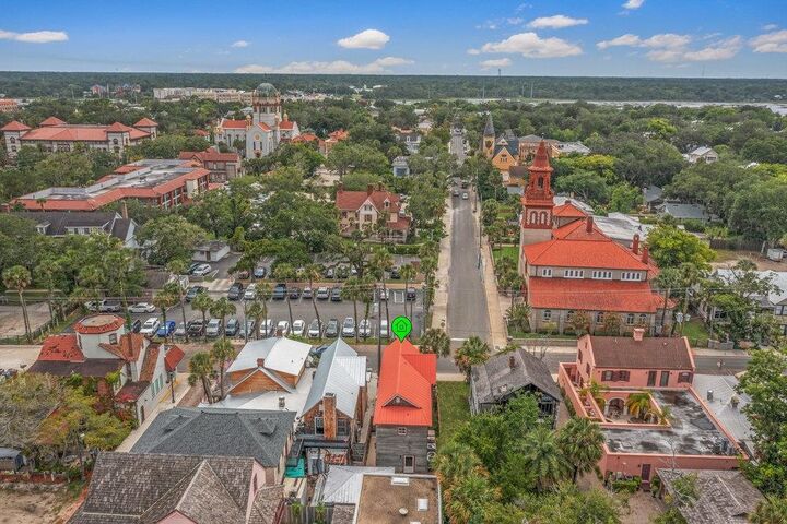 Property Photo: 47 Cordova Street FL 32084