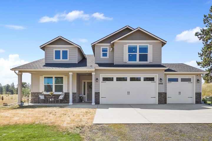 14401 W Burnett Rd  Nine Mile Falls WA 99026 photo