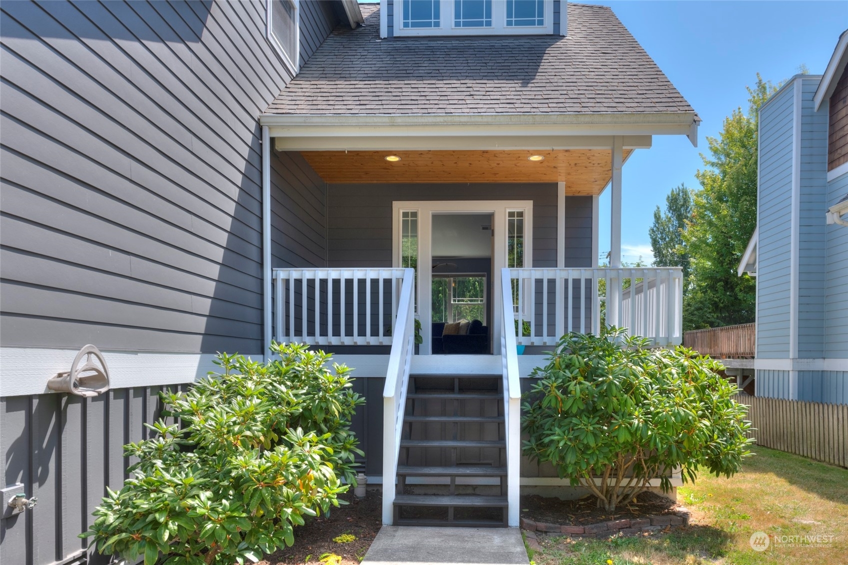 Property Photo: 901 Park Street WA 98257