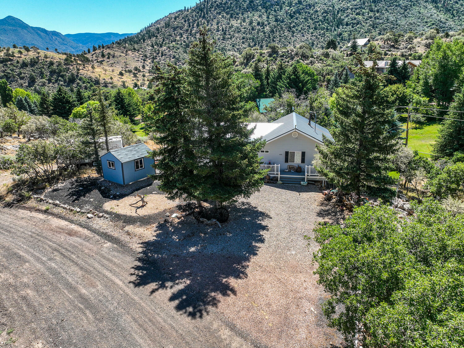 Property Photo:  631 S Oakridge  UT 84781 