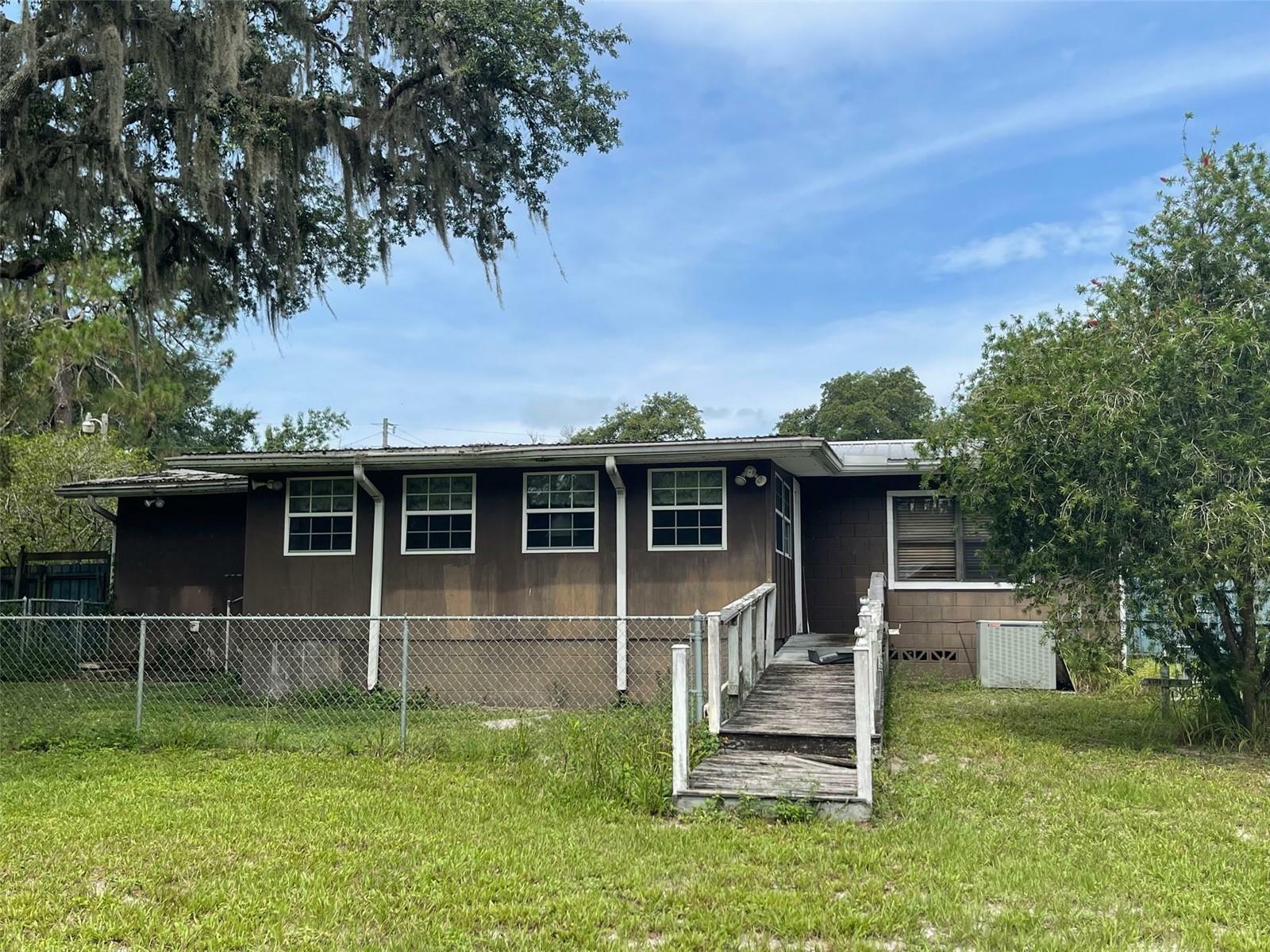 Property Photo:  40236 Overlook Drive  FL 32736 