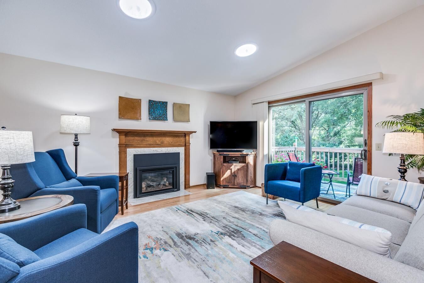 Property Photo:  4542 Galtier Street  MN 55126 