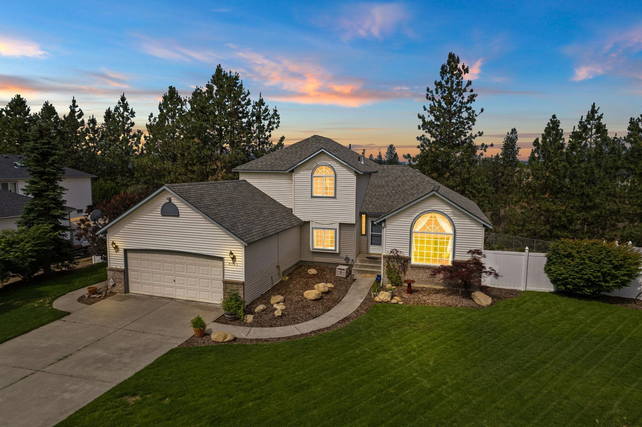 Property Photo: 8505 N Forest Blvd WA 99207