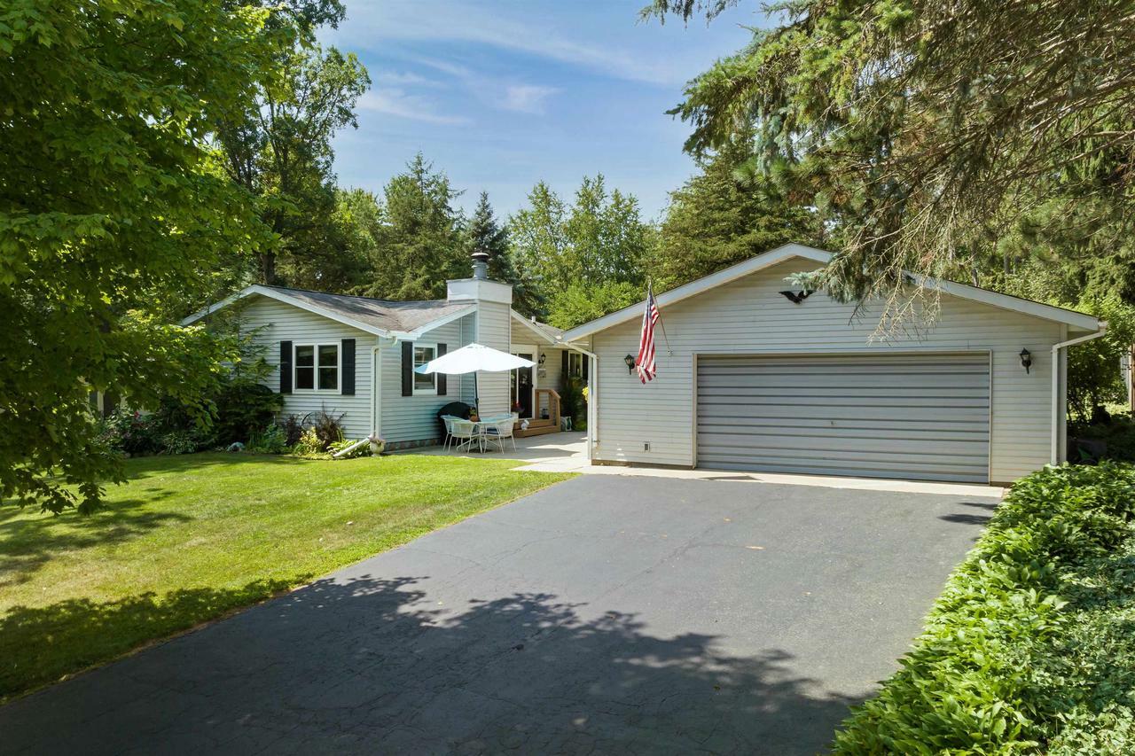 Property Photo:  N4365 Nelson Road  WI 53946 