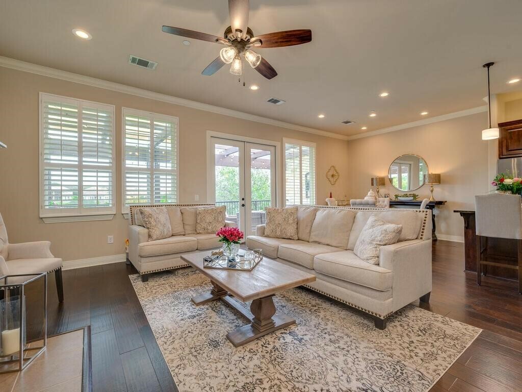Property Photo: 2601 N Quinlan Park Road 508 TX 78732