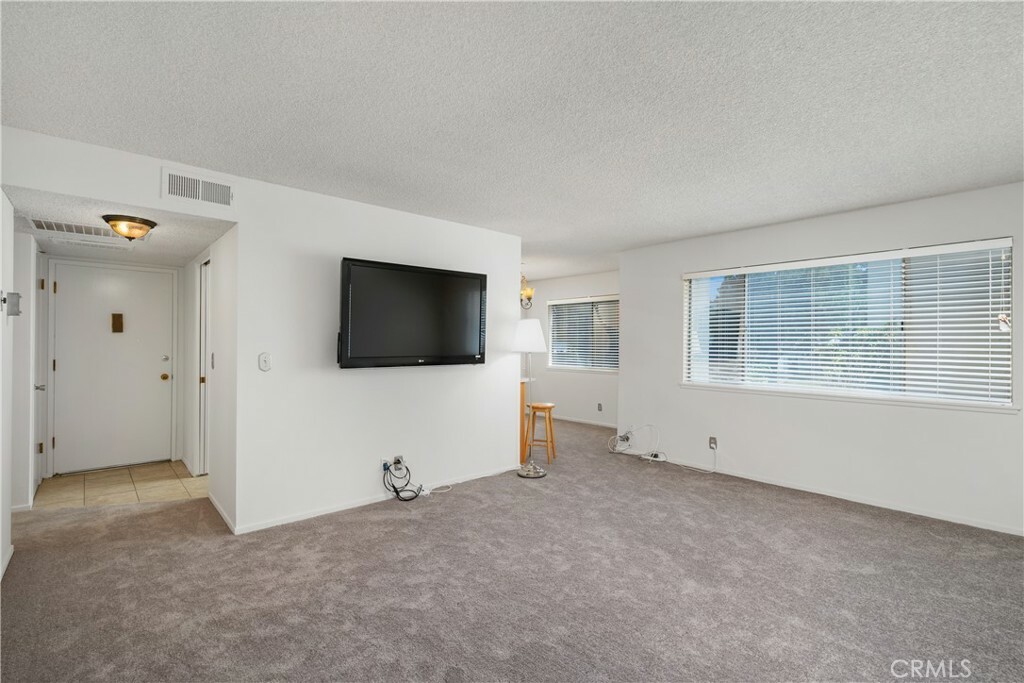 Property Photo:  11813 Runnymede Street 16  CA 91605 