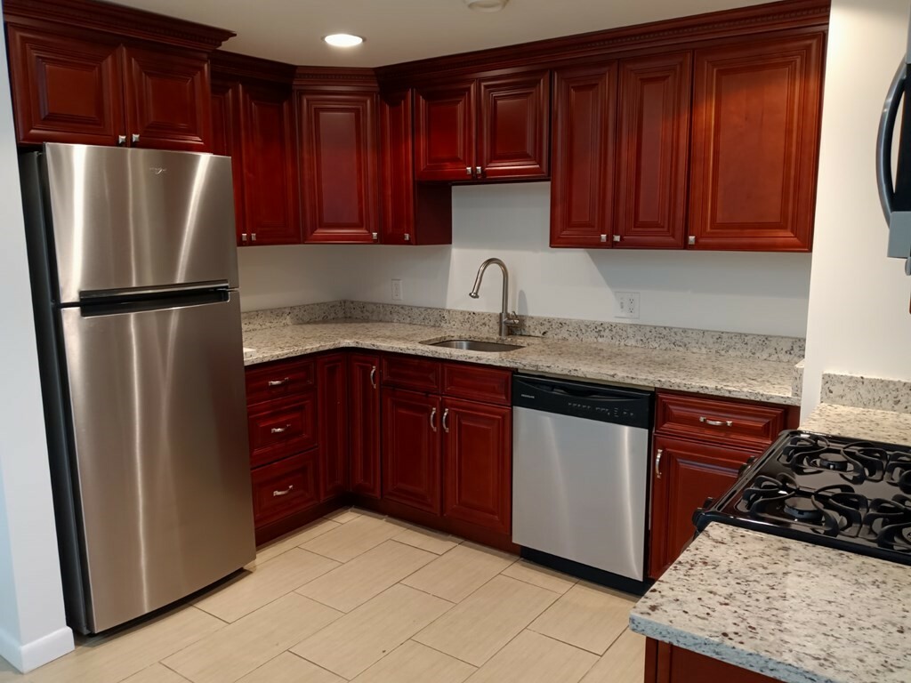 Property Photo: 55 Broadlawn Park 11A MA 02467