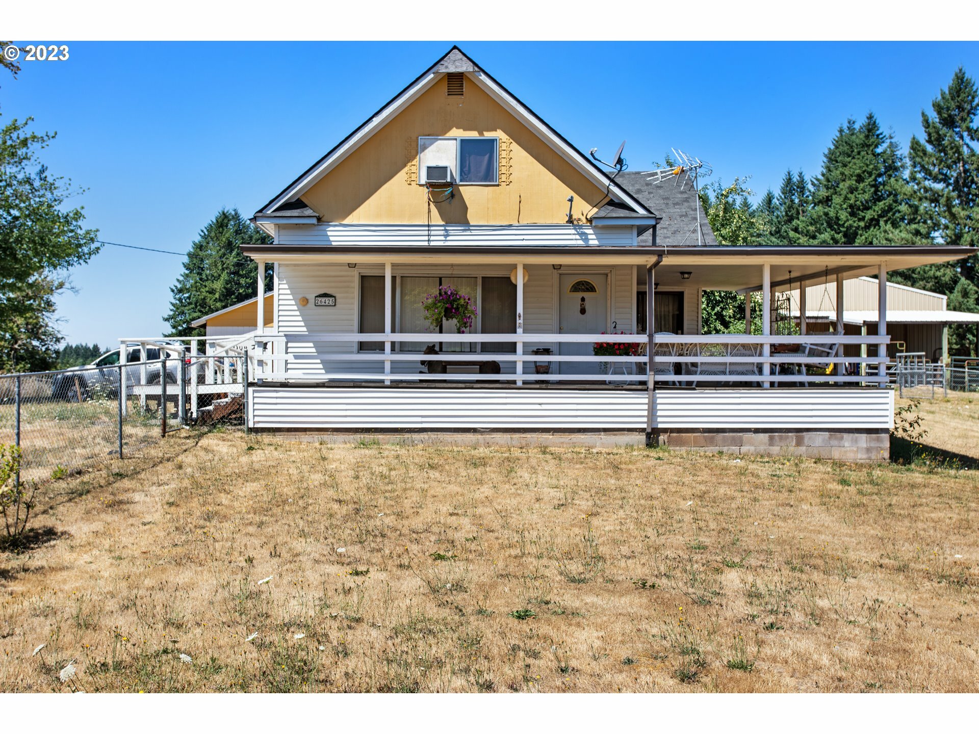 Property Photo:  26425 S Hillockburn Rd  OR 97023 