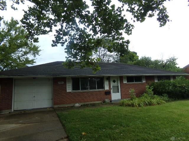 Property Photo: 2210 Mattis Drive OH 45439