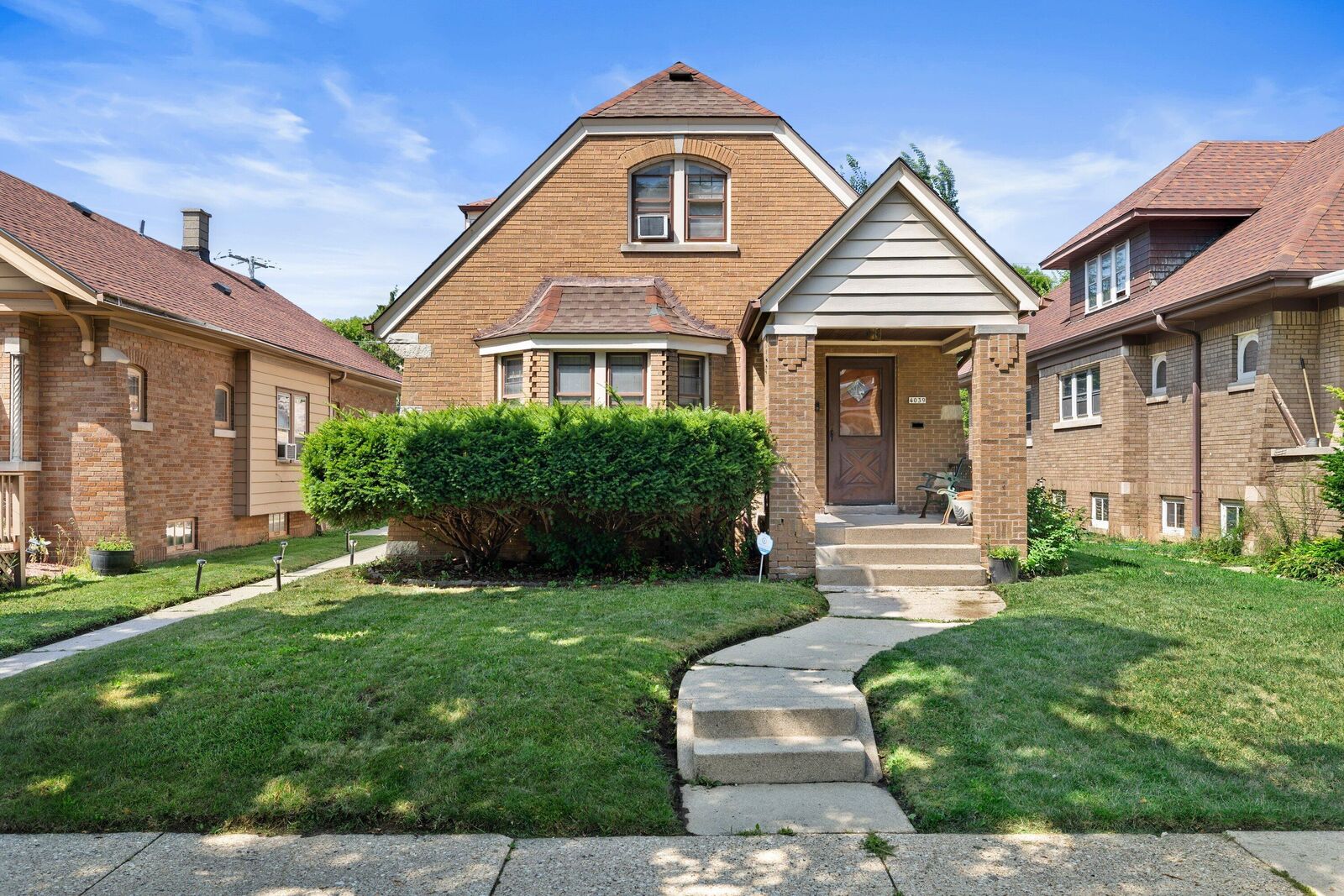 Property Photo: 4039 N 14th St WI 53209
