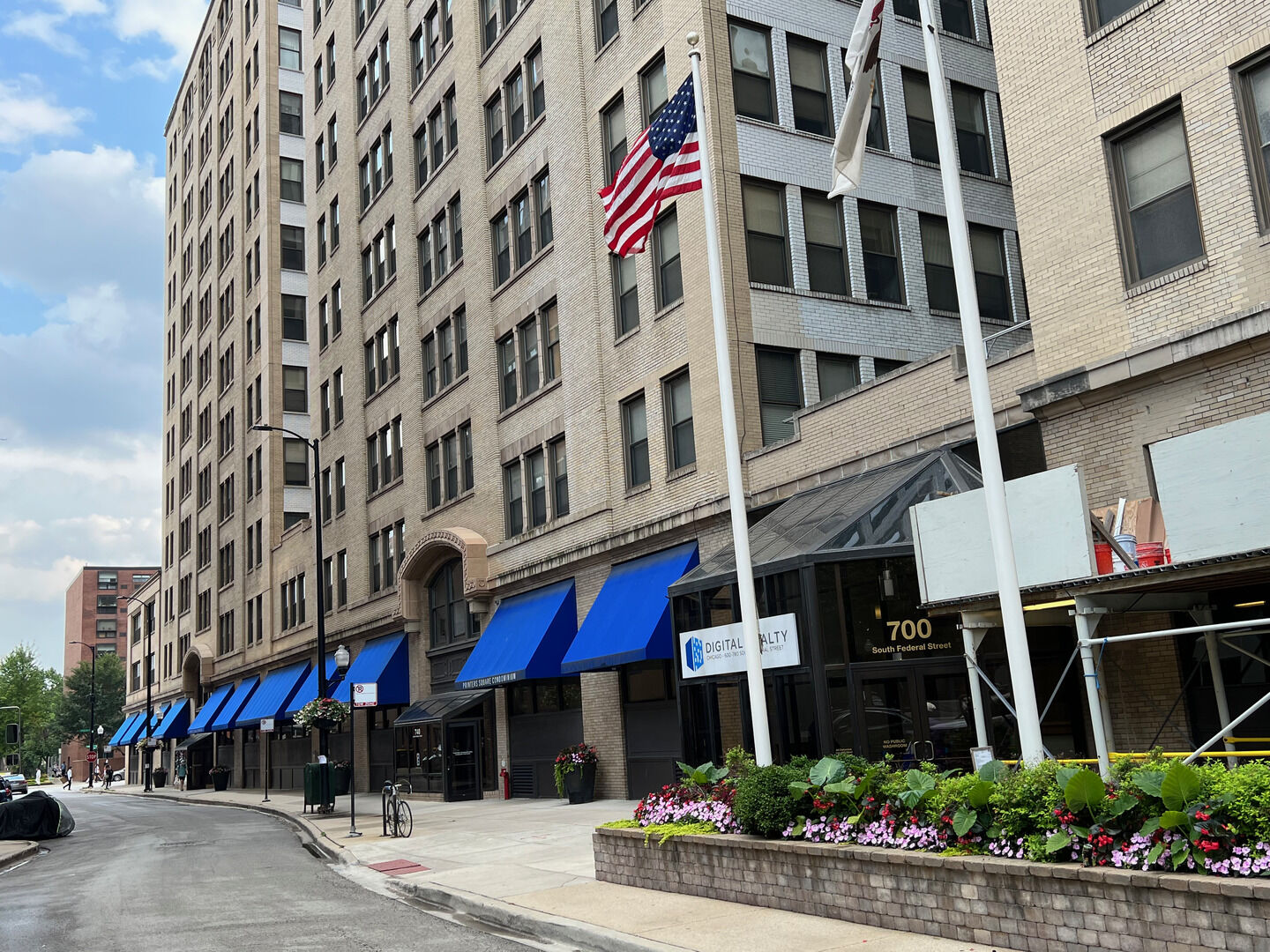 Property Photo:  740 S Federal Street 303  IL 60605 