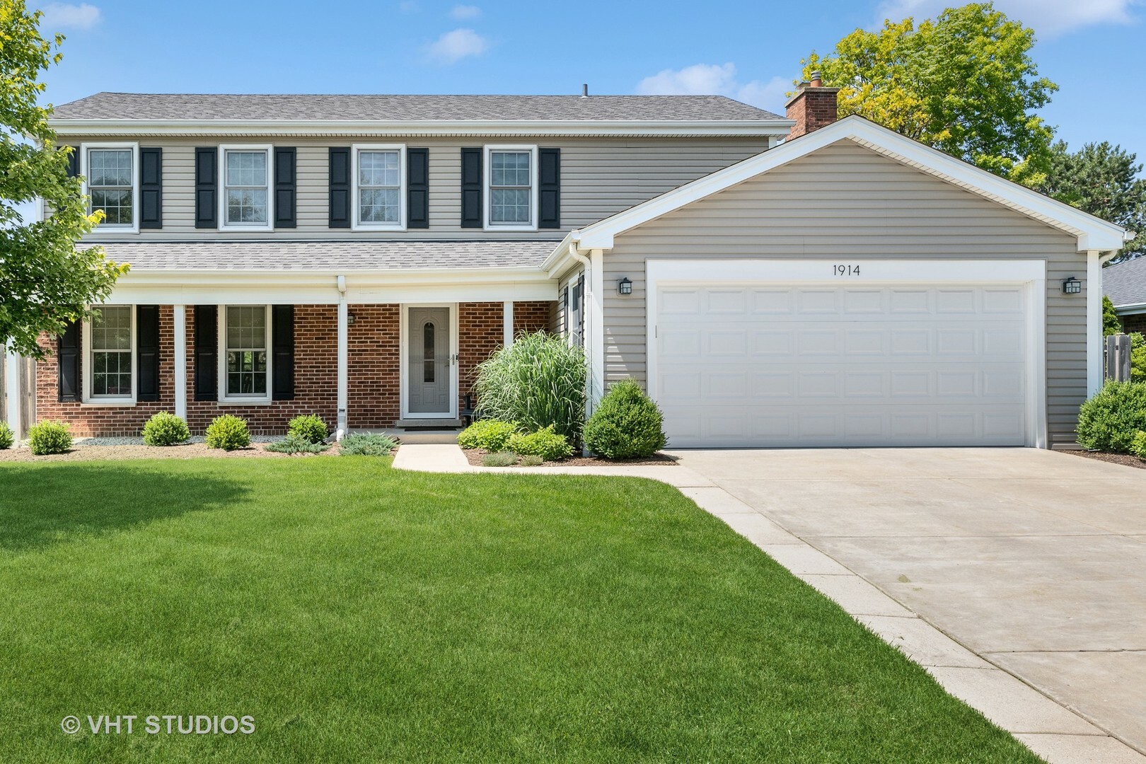 1914 Manor Lane  Mundelein IL 60060 photo