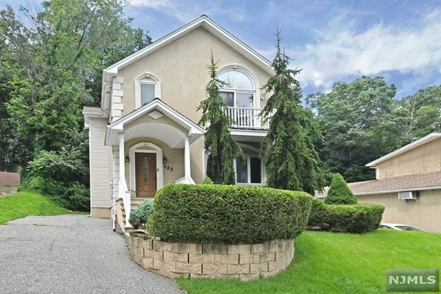 Property Photo:  109 Rock Road  NJ 07506 