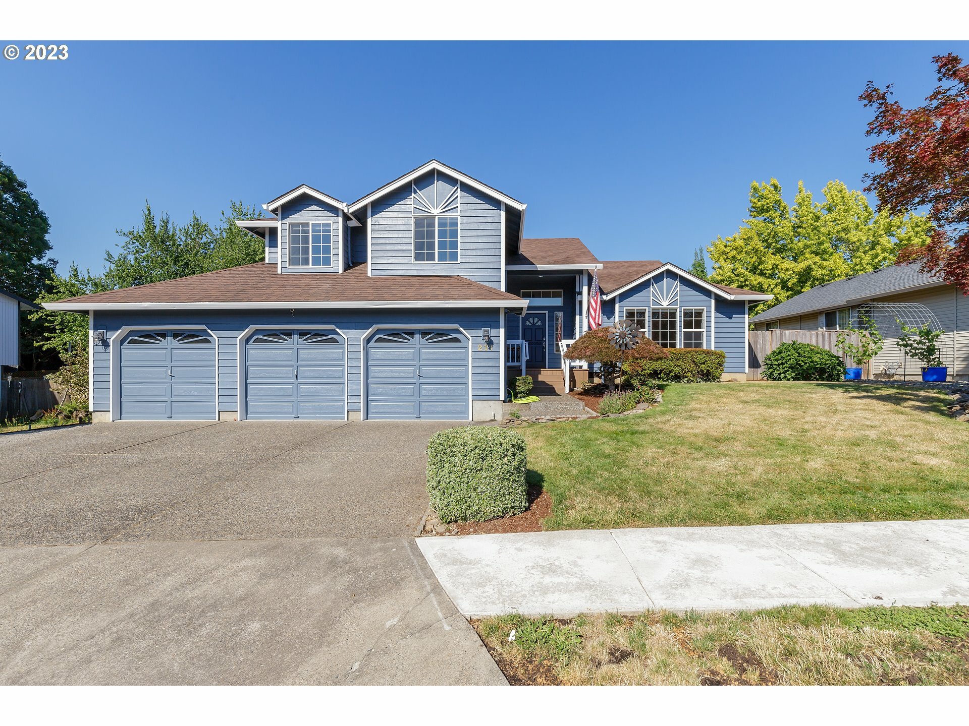 231 SW Mawrcrest Ave  Gresham OR 97080 photo