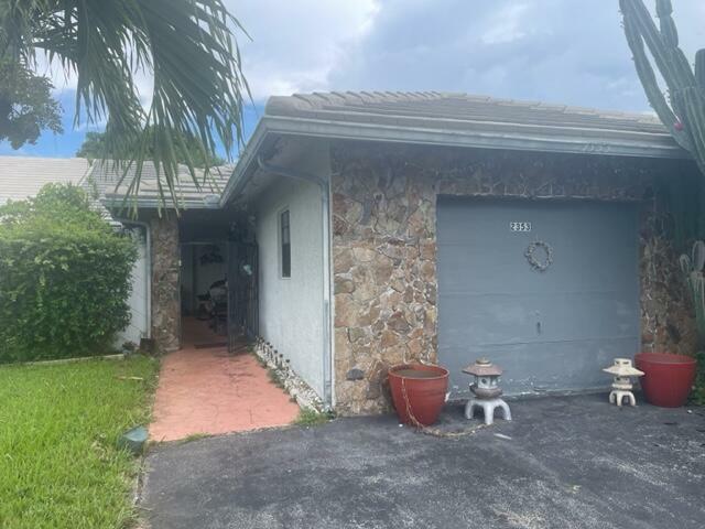 Property Photo:  2353 NW 87th Drive  FL 33065 