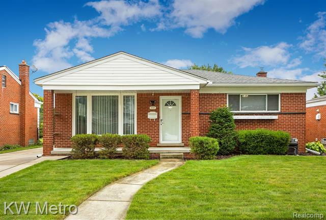 Property Photo:  8730 Randy Drive  MI 48185 