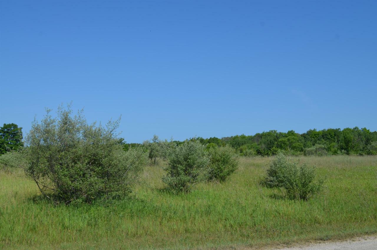 Property Photo:  40 Ac County Road Ee  WI 54212 