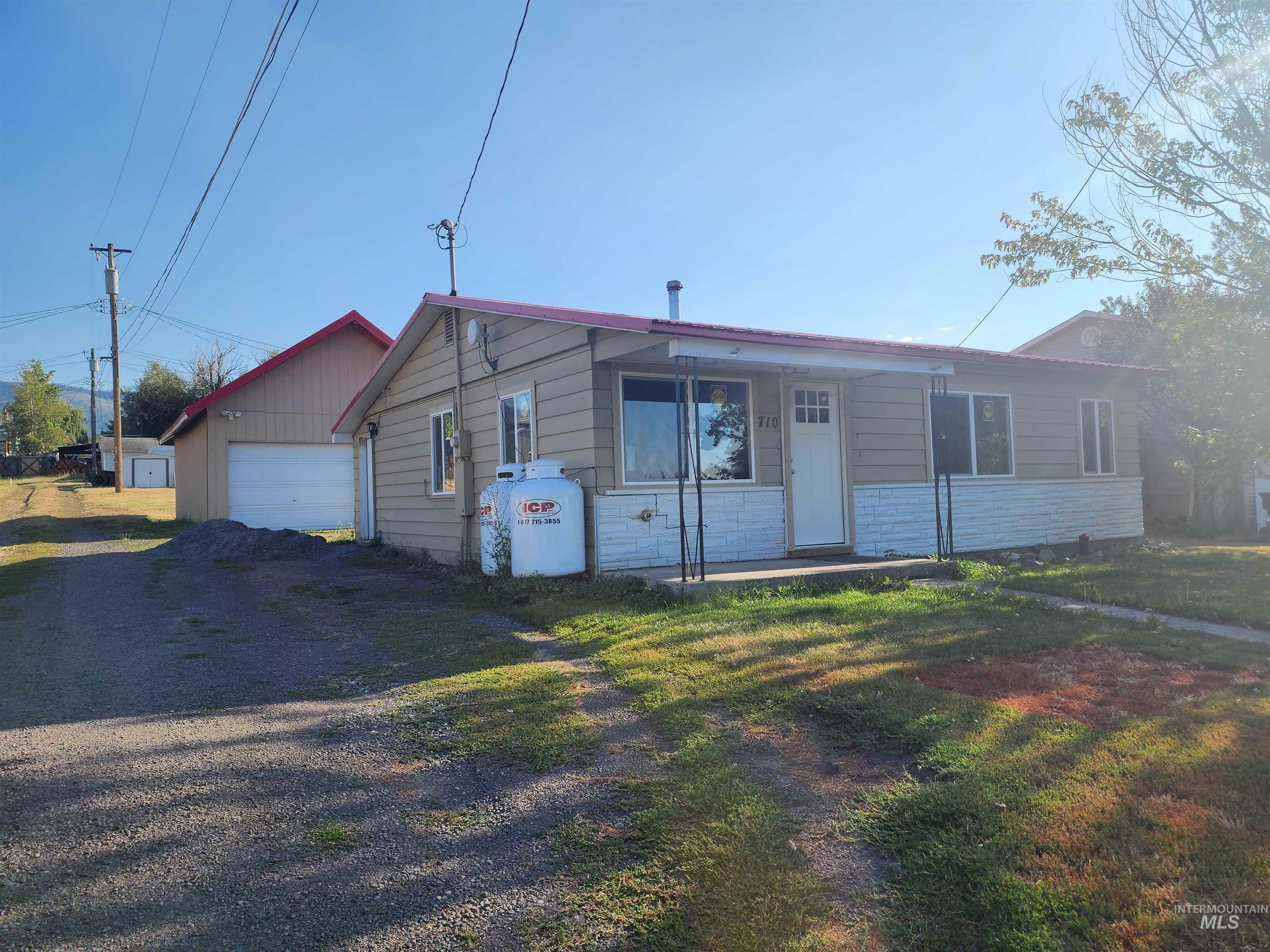 Property Photo: 710 Elk Street ID 83530