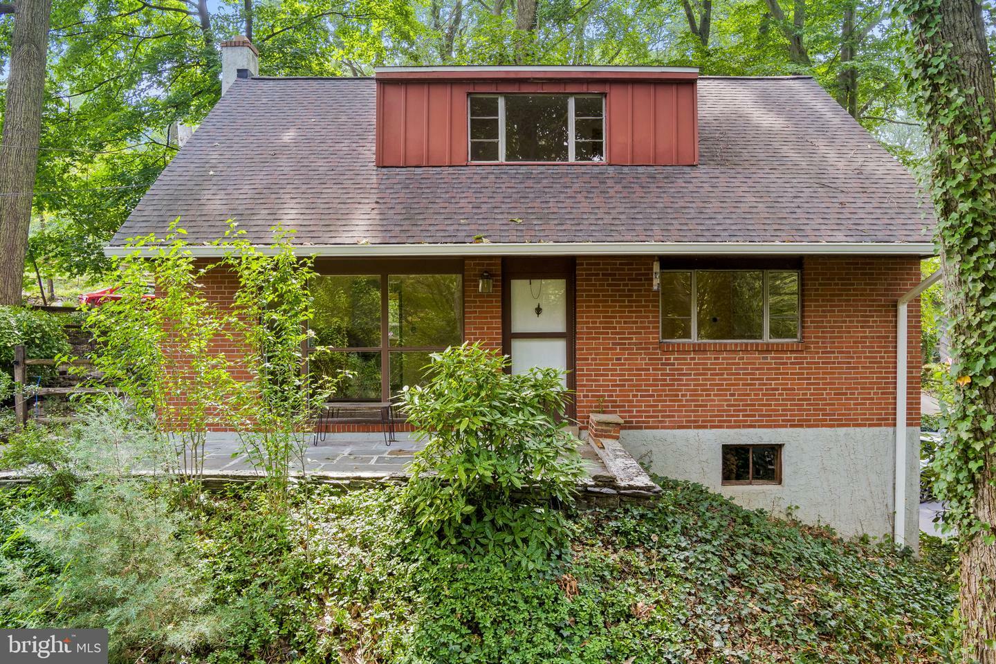 Property Photo:  420 Gayley Street  PA 19063 