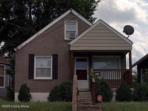 Property Photo:  1272 Goss Ave  KY 40217 