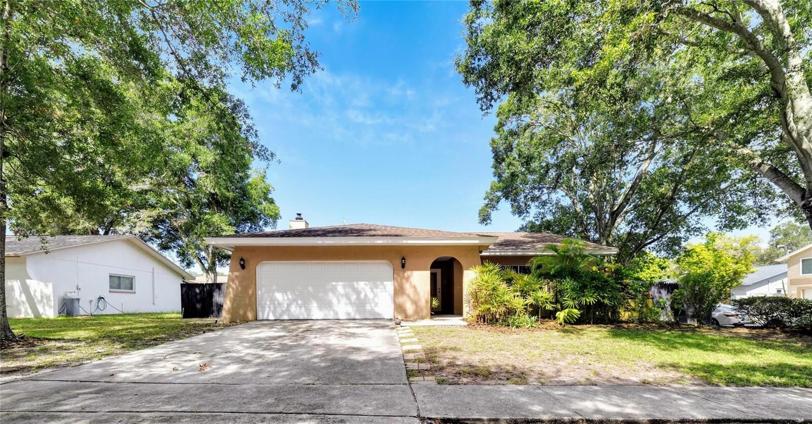 Property Photo:  2150 Grove Valley Avenue  FL 34683 