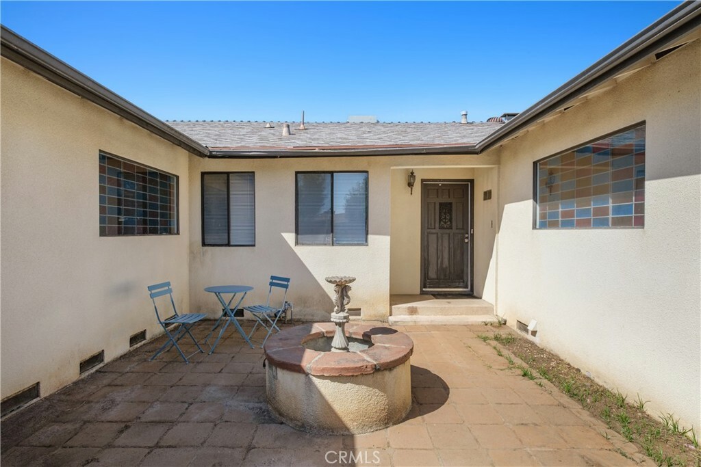 Property Photo:  5513 E National Avenue  CA 93727 