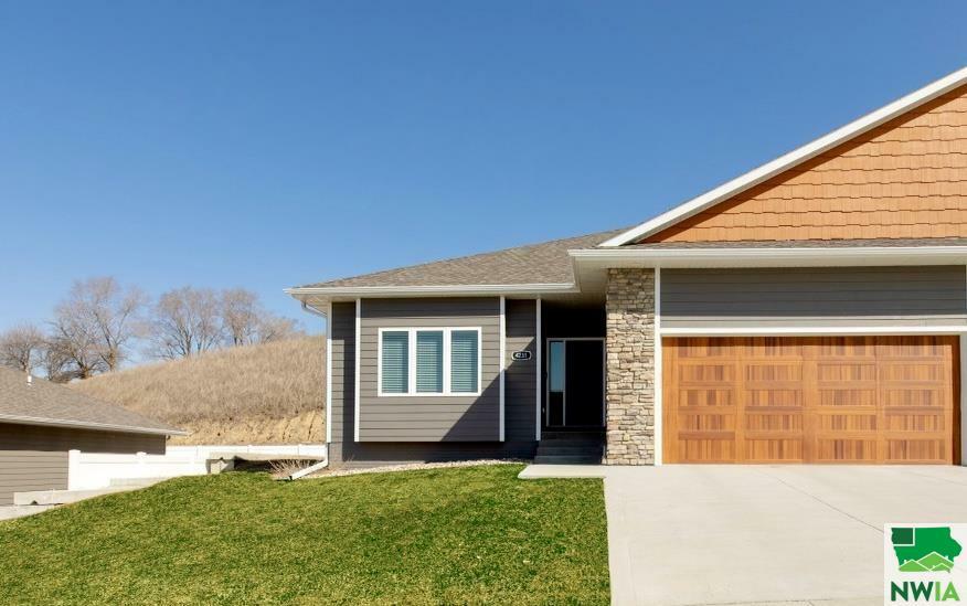 Property Photo:  4231 Fremar Drive  IA 51104 