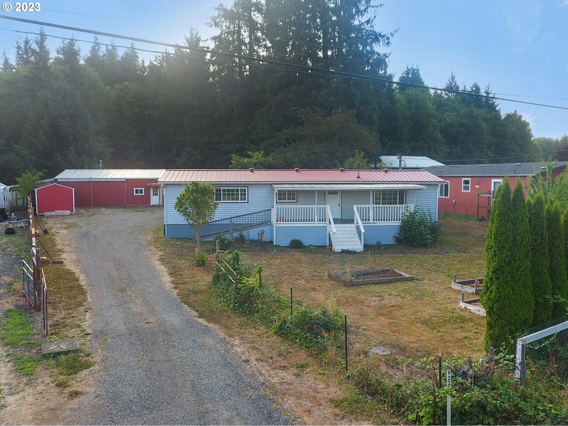 Property Photo:  92287 Walluski Loop  OR 97103 