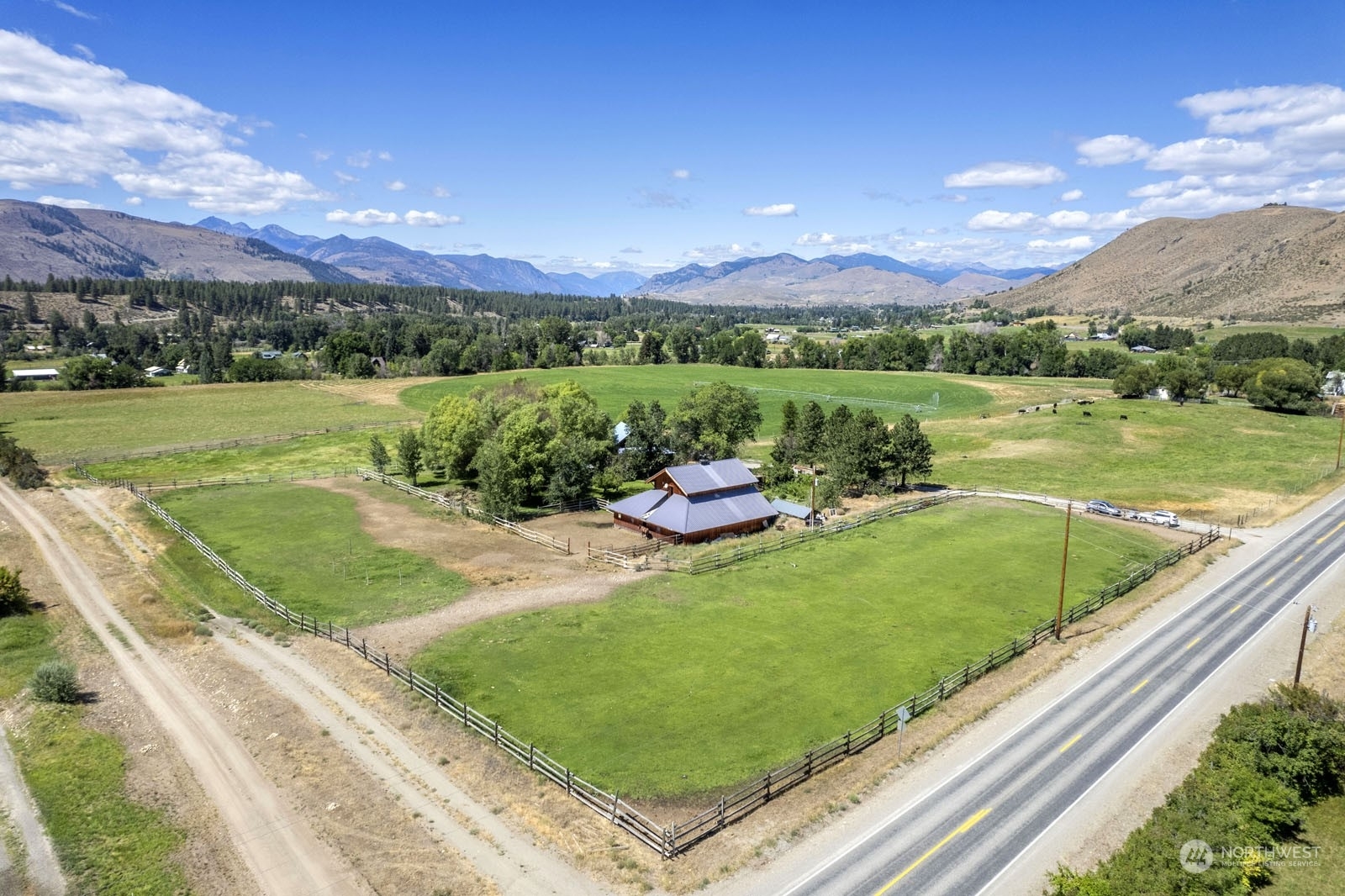 Property Photo:  667 Twisp Winthrop Eastside Road  WA 98862 