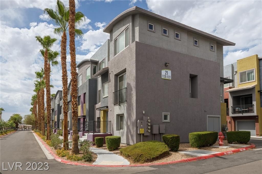 Property Photo:  9050 West Tropicana Avenue 1123  NV 89147 