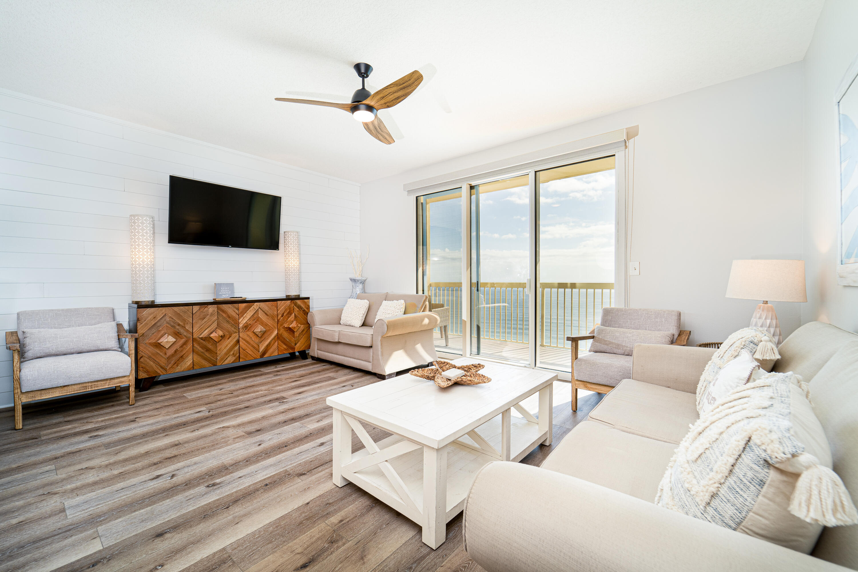 Property Photo: 17757 Front Beach Road Unit 2207D FL 32413