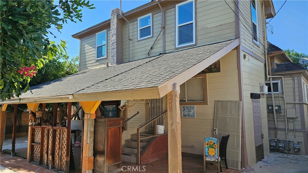 Property Photo:  480 W Center Street  CA 91768 