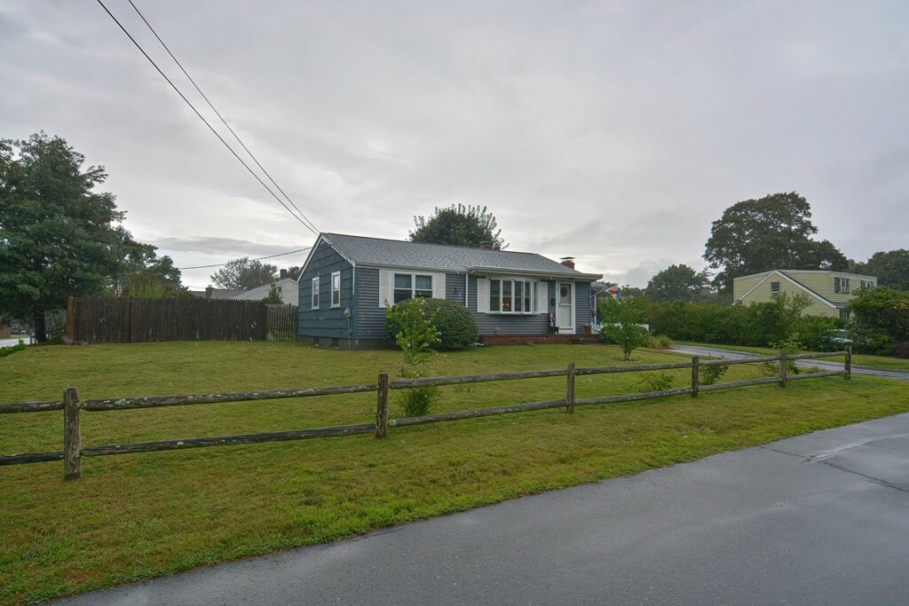 Property Photo: 19 Alden Avenue MA 02532