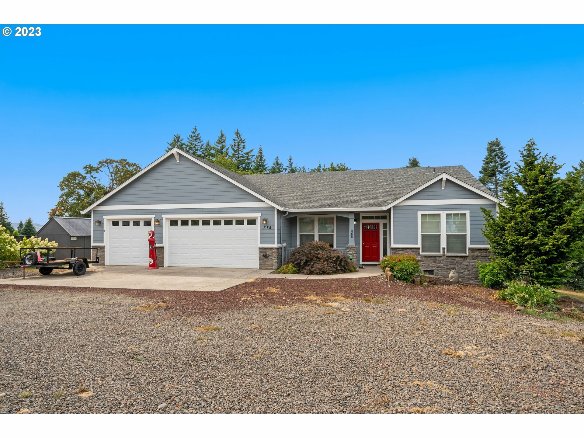 Property Photo:  375 Cunningham Rd  WA 98626 