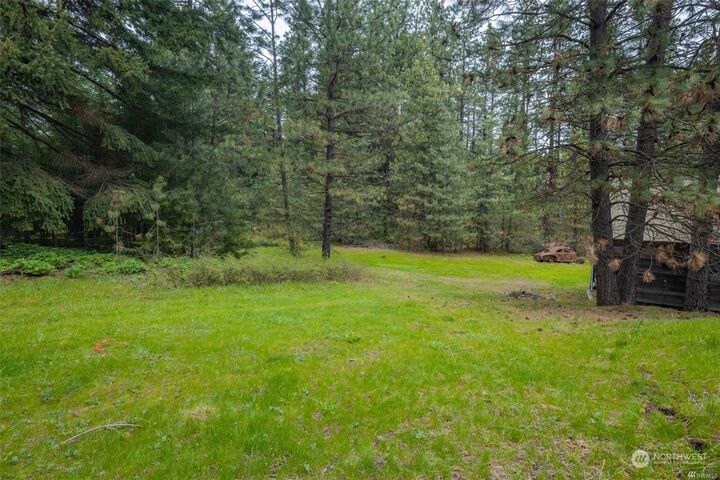 Property Photo:  714  Roslyn Place  WA 98922 