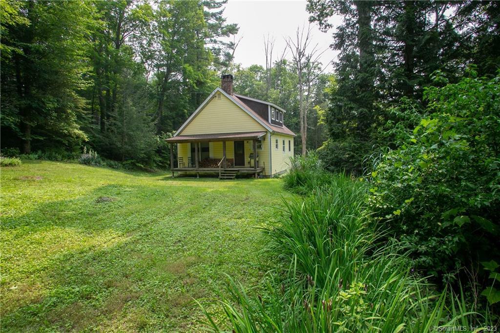 Property Photo:  135 Canaan Mountain Road  CT 06031 