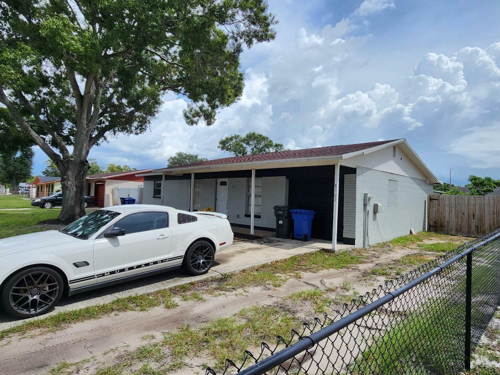 Property Photo:  8507 Ridein Road  FL 33619 